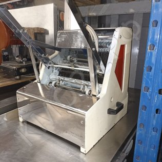 Хлеборезка Sinmag SM 302