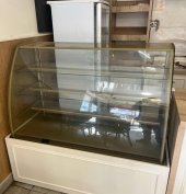 Витрина кондитерская напольная Carboma K70 VM 1,3-1 LIGHT 0012-0109 (ВХСв-1,3д Carboma)