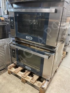 Печь конвекционная Unox XEFT-04EU-ELDV